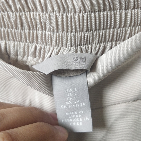 H&M Cream Ankle Pants - Picture 3 of 4